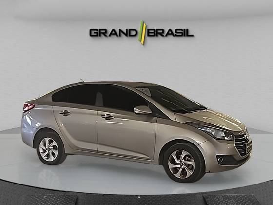 HYUNDAI HB20S 1.6 COMFORT PLUS 16V FLEX 4P AUTOMÁTICO